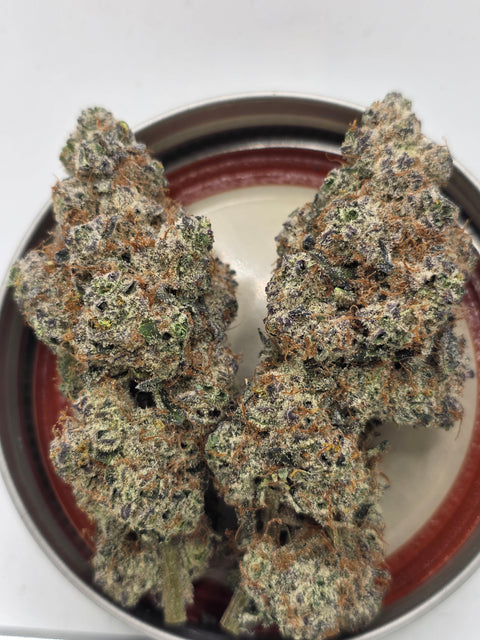 DEEZ TREEZ Strawberry Cannoli THCA Flower 7g